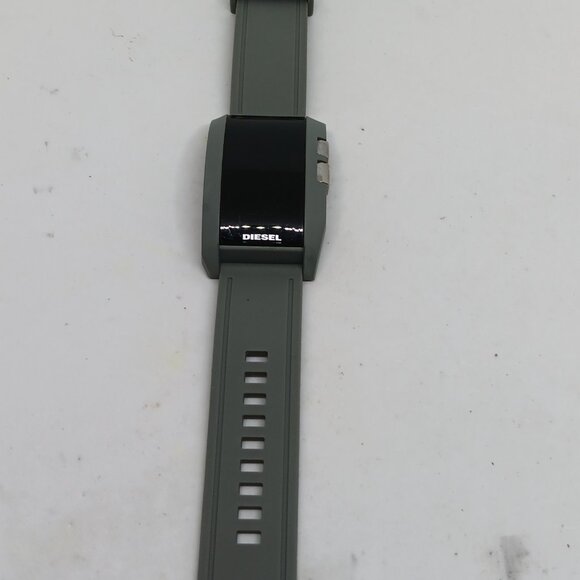 RARE Diesel DZ-7163 Men's 36mm x 48mm Red LED Gray Silicon Watch - Picture 7 of 11